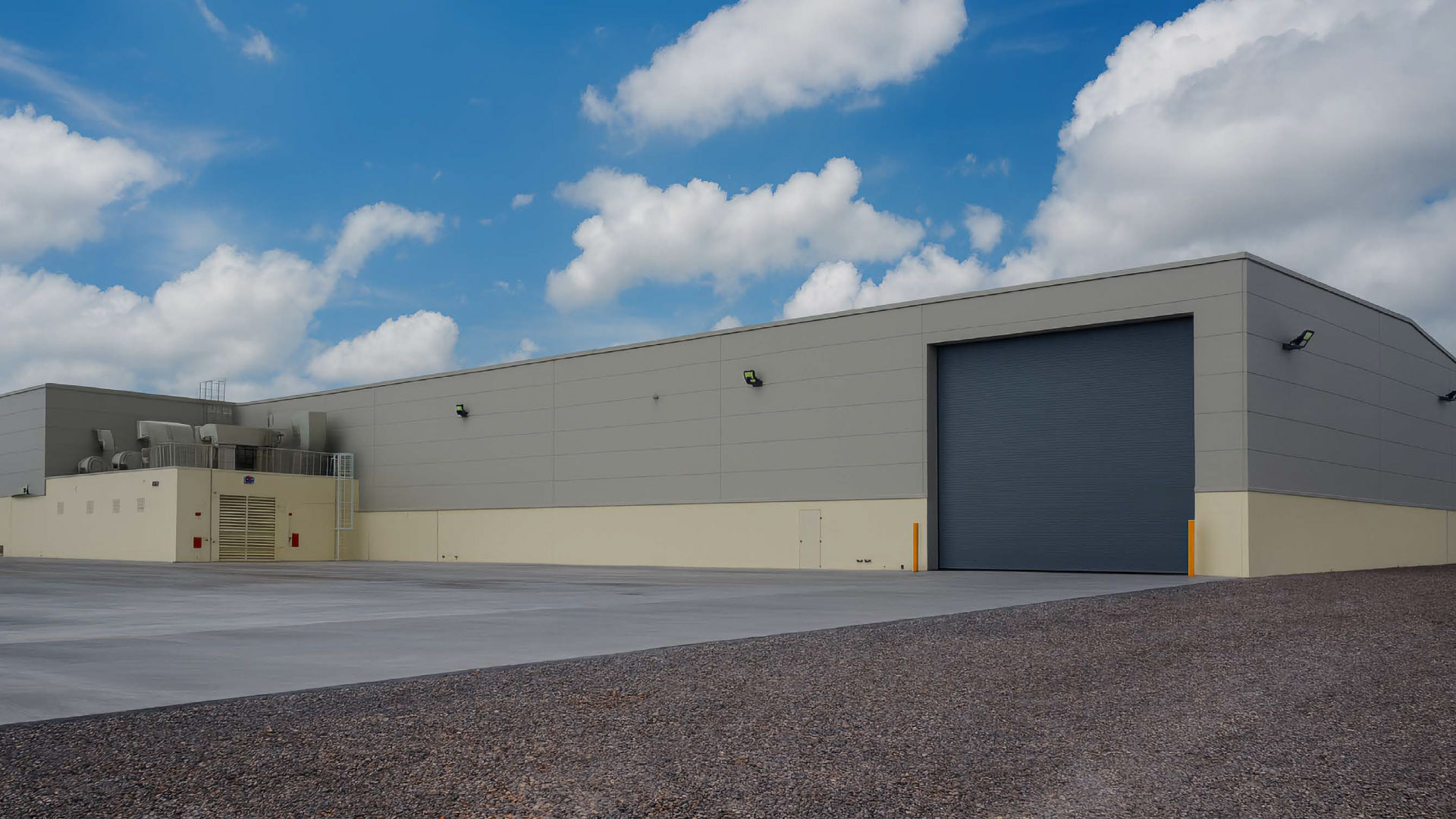 SEL Centro Global de Excelencia Etapa 3 — nave industrial de acero, Jaza Ingeniería, San Luis Potosí México