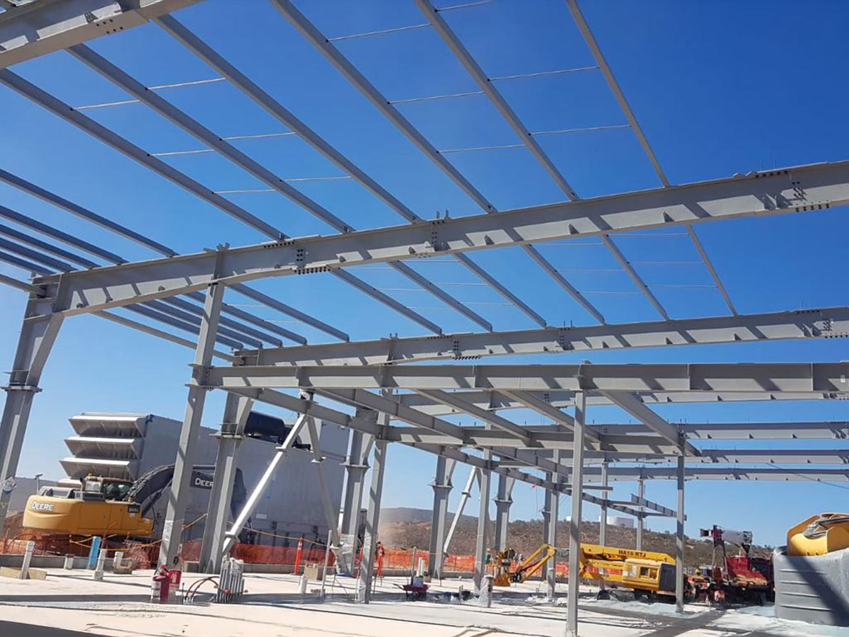 Microsoft QRO 06 — nave industrial data center en proceso